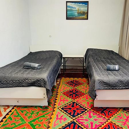 Guesthouse Greathome Karakol Dış mekan fotoğraf